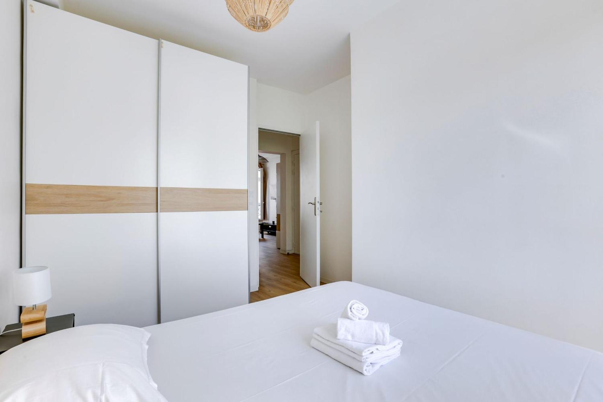 פריז Montmartre & Sacre-Coeur - 2Br - Cityapartmentstay מראה חיצוני תמונה